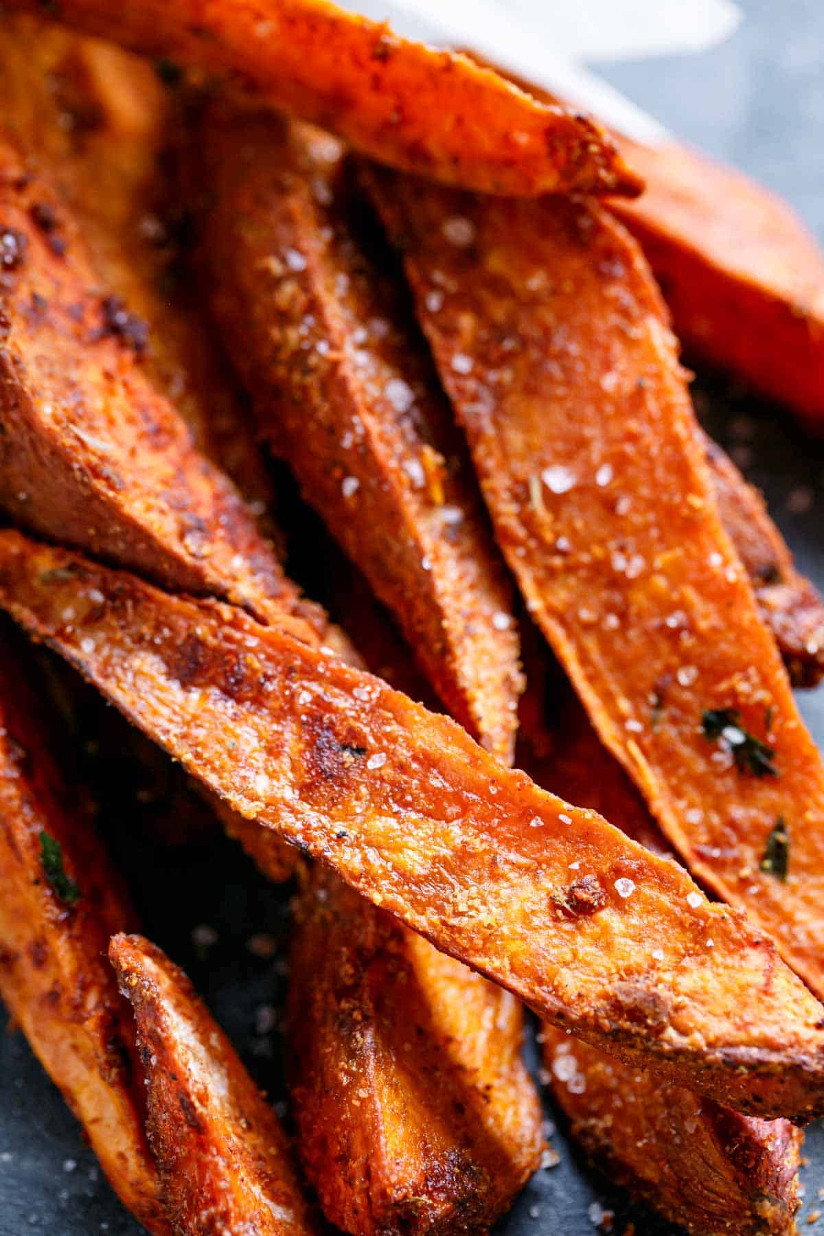 Crispy Sweet Potato Wedges with Garlic Avocado Aioli
