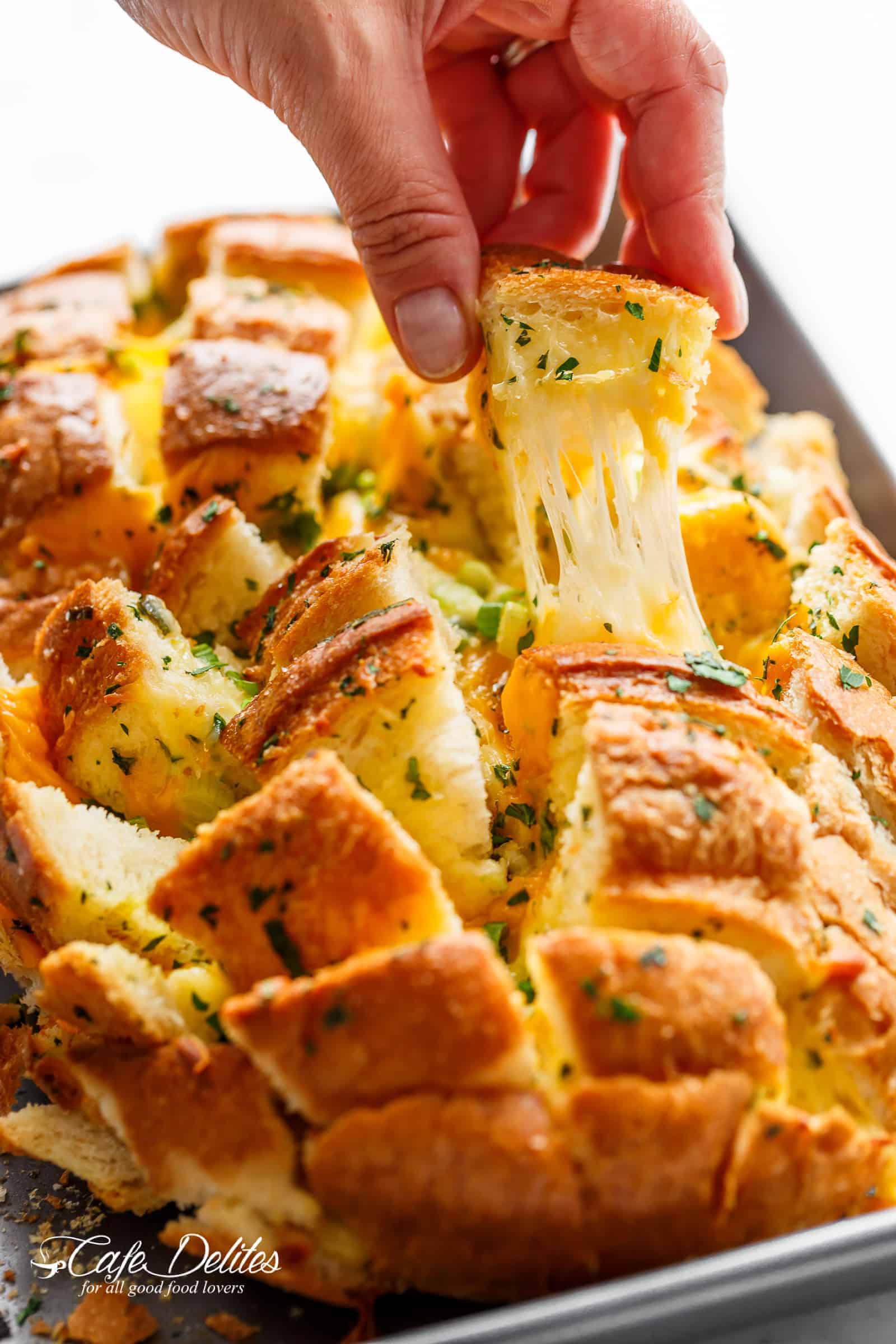 The Ultimate Pull Apart Cheesy Garlic Bread