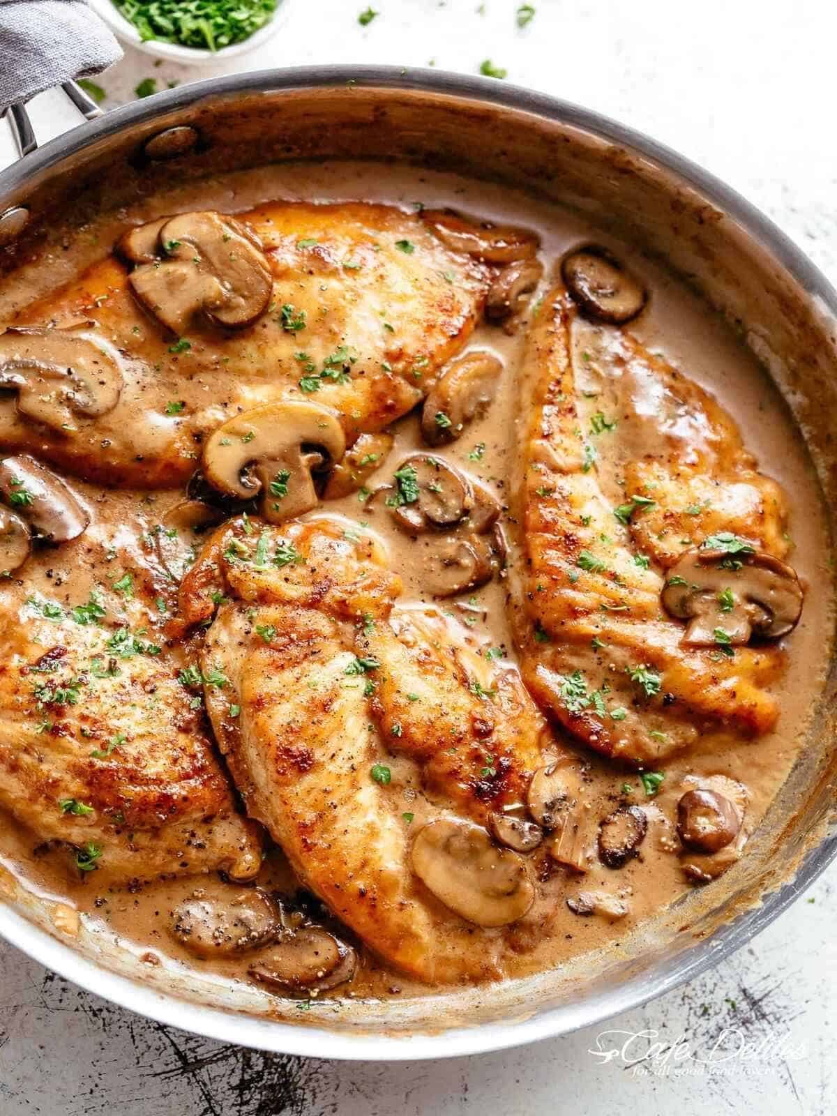 Easy Creamy Chicken Marsala