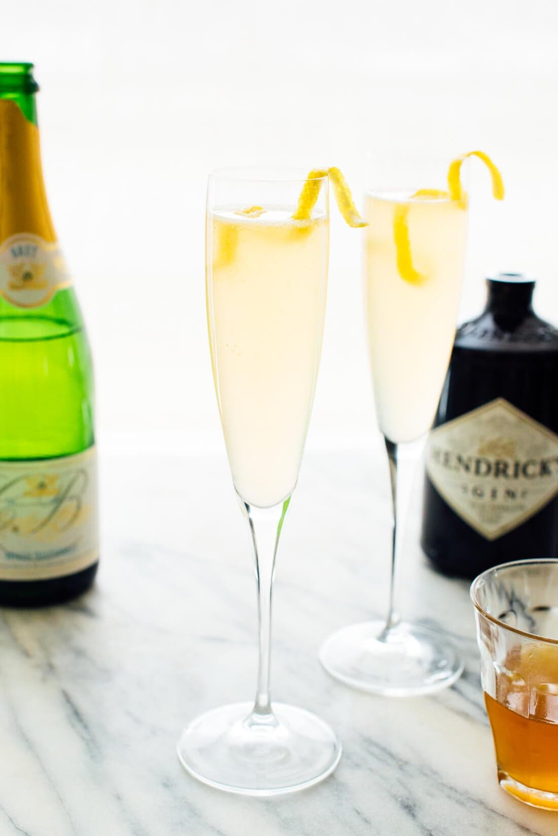 Classic French 75 Cocktail