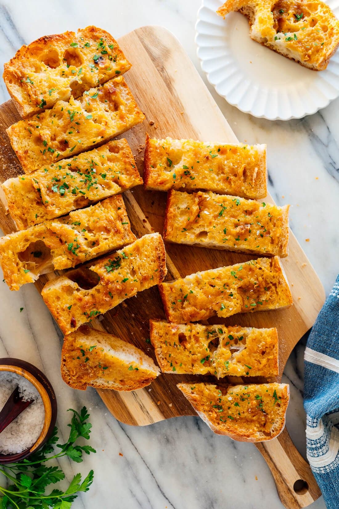 Roasted Garlic Bread