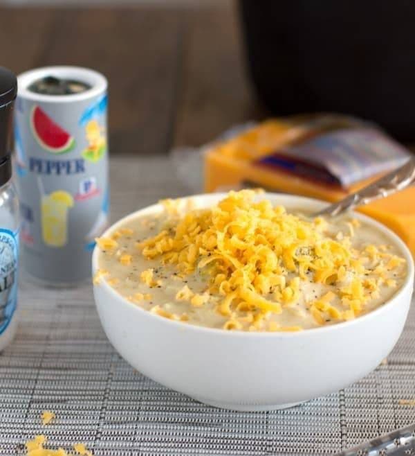 Super Easy Crockpot Broccoli Cheese Soup