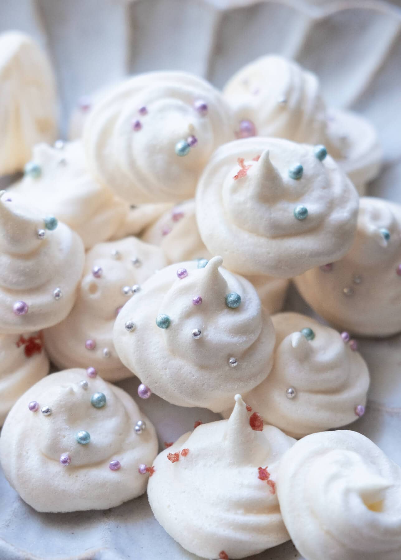 Vanilla Meringue Cookies