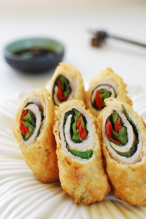Deep-Fried Pork Rolls (Dwaegi Gogi Mari Twiguim)
