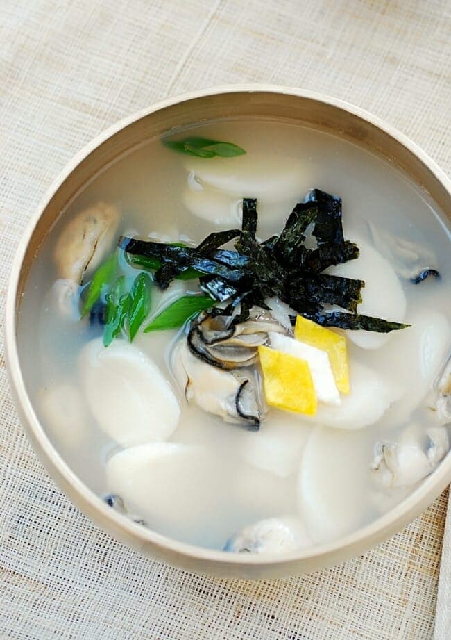 Gul Tteokguk (Oyster Rice Cake Soup)