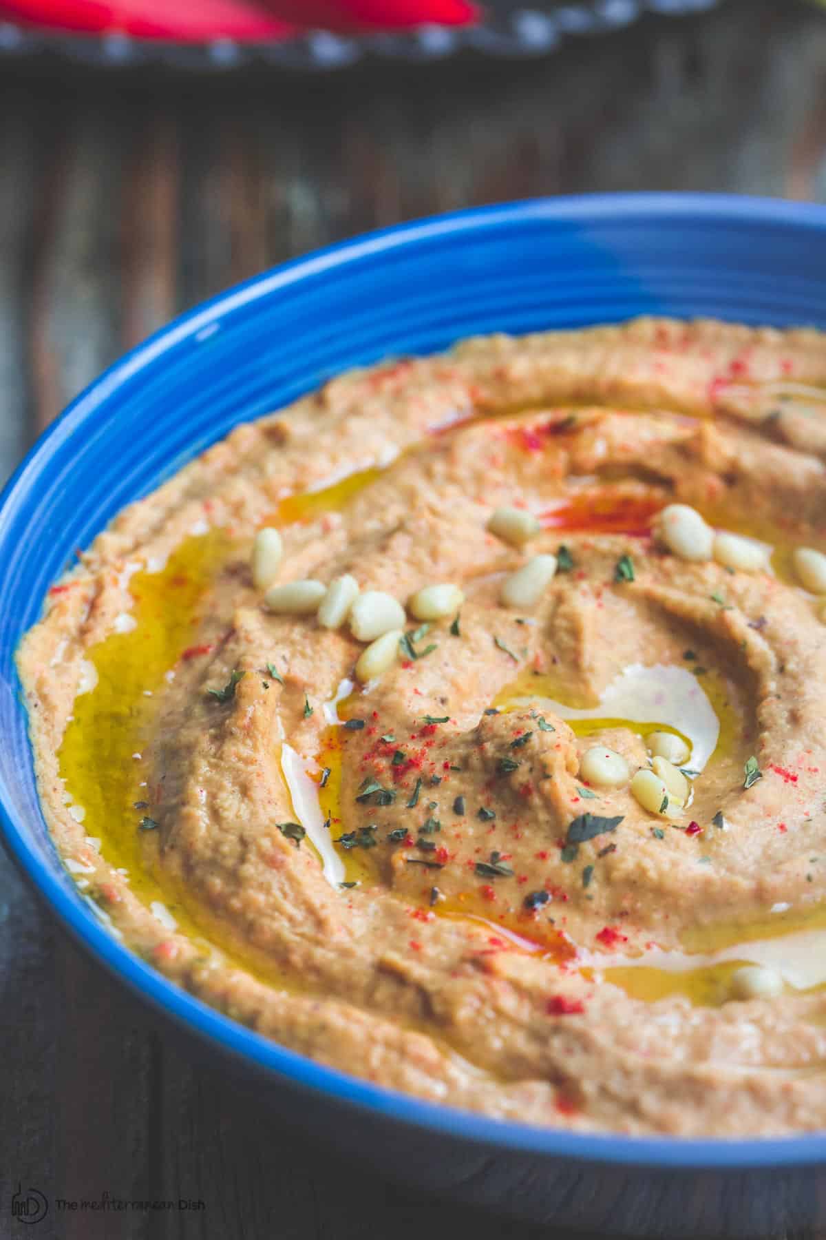 Easy Roasted Red Pepper Hummus Recipe
