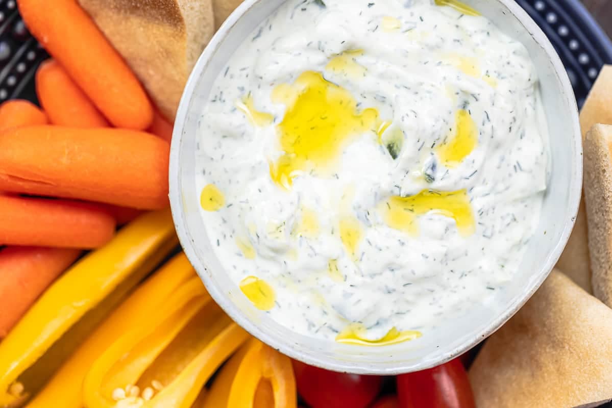 Easy Tzatziki Sauce Recipe