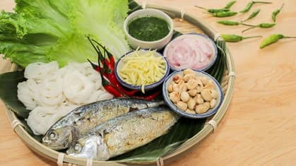 Thai Mackerel Lettuce Wrap