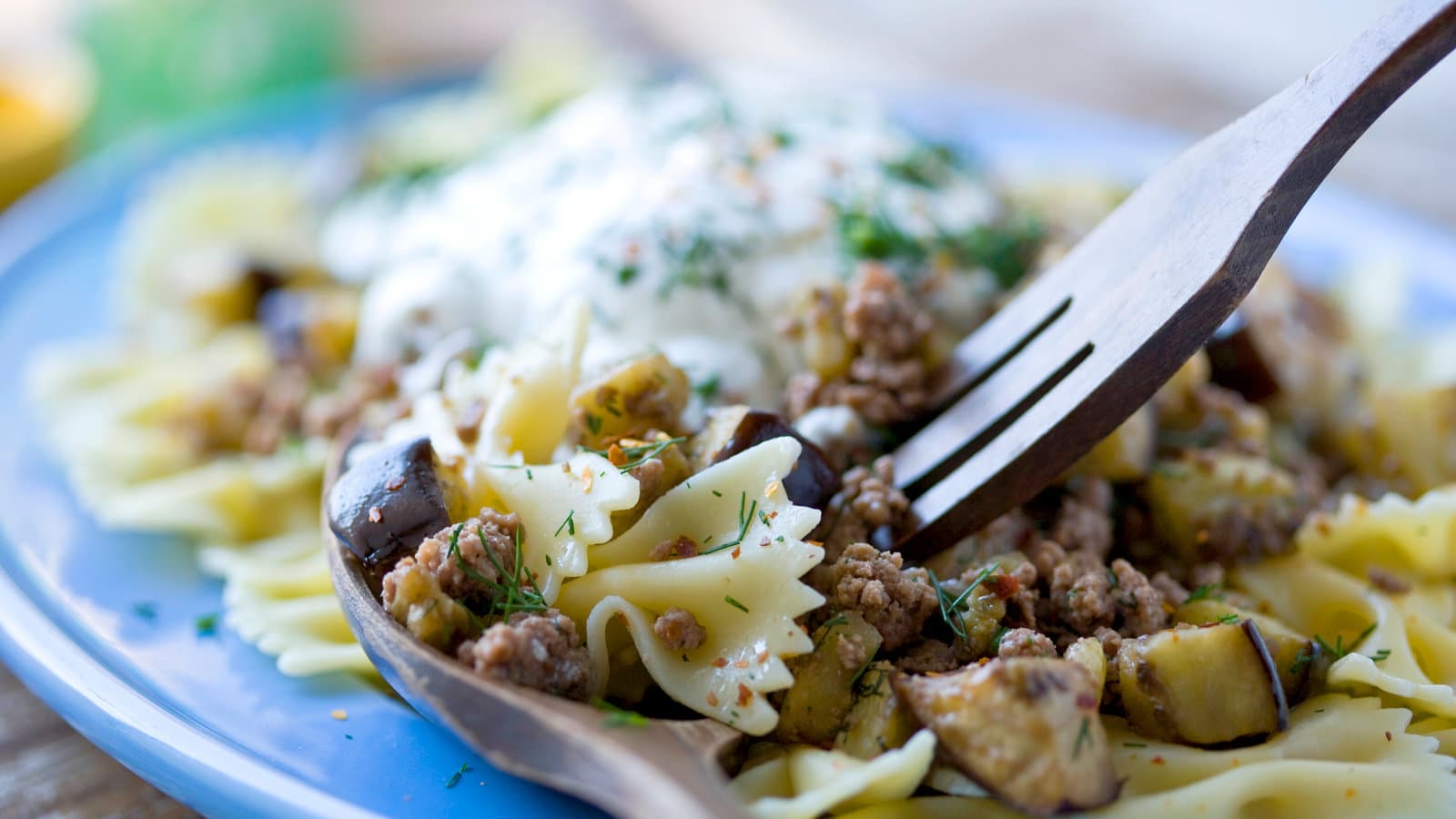 Pasta With Turkish-Style Lamb, Eggplant and Yogurt Sauce
