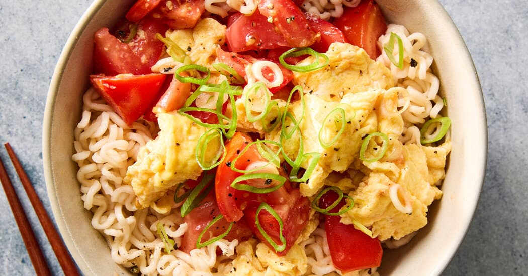 Tomato and Egg Noodles