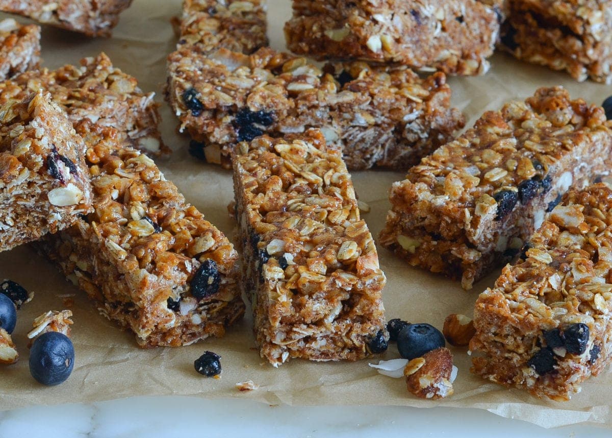 Almond, Blueberry & Date Homemade Granola Bars